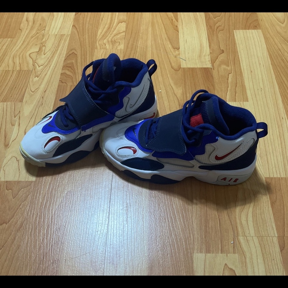 Nike